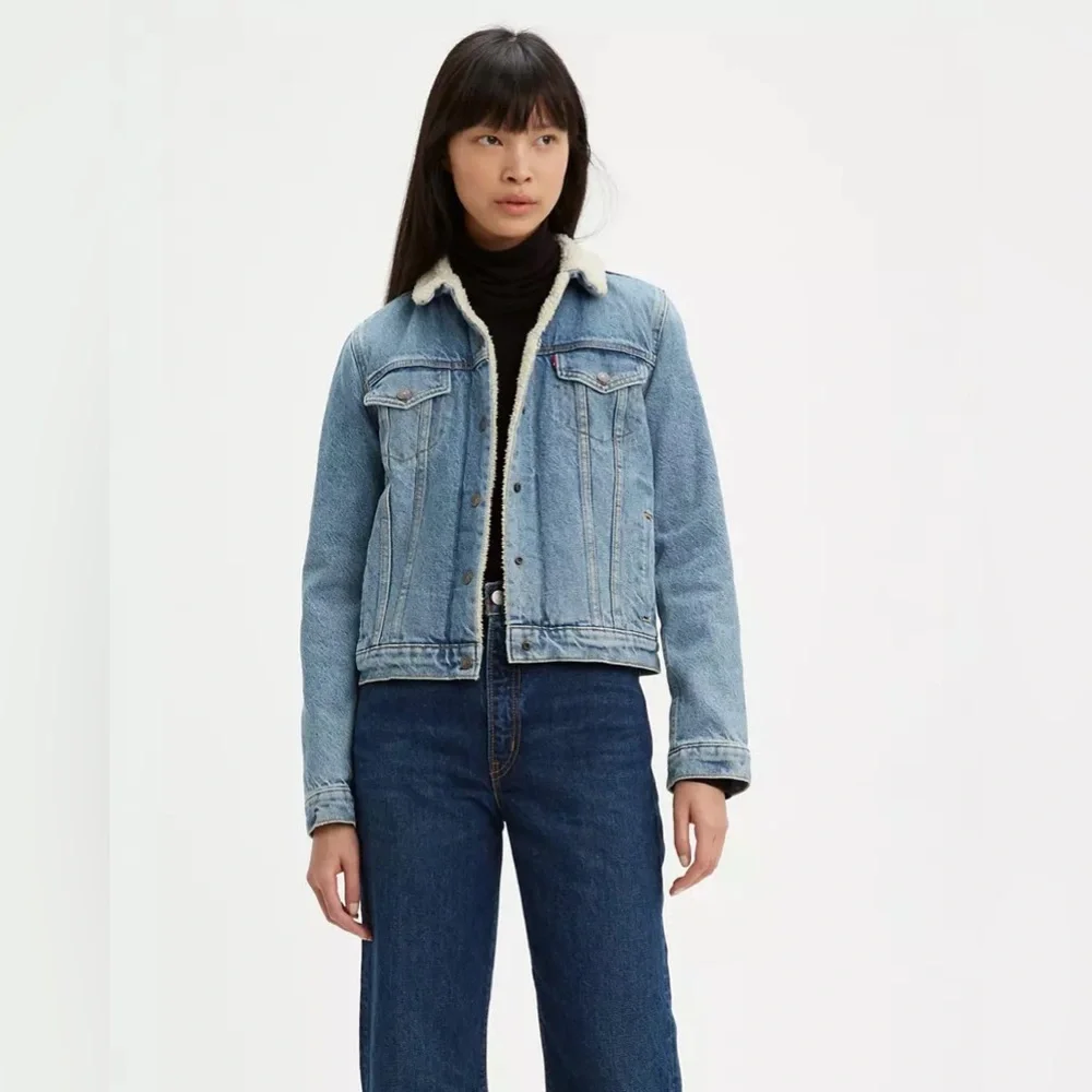 Original Sherpa Trucker Jacket by Levi’s - Picture 1 of 5